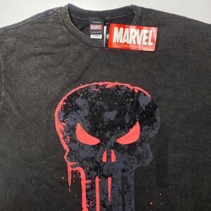 Vintage 2000s 2009 Marvel The Punisher shirt